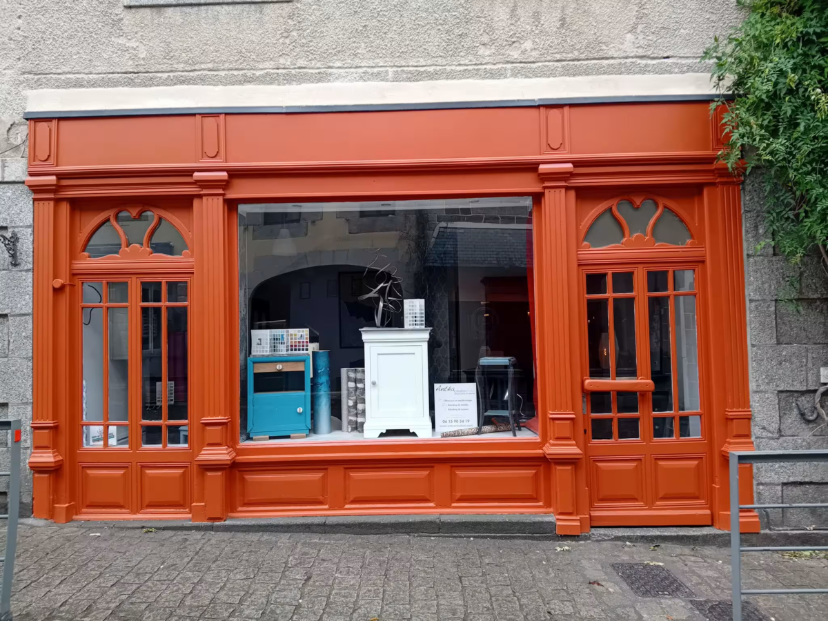 perros-guirec-peinture-devanture-magasin